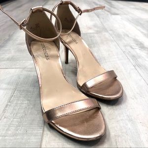 Francesca’s Collections Rose Gold Heals